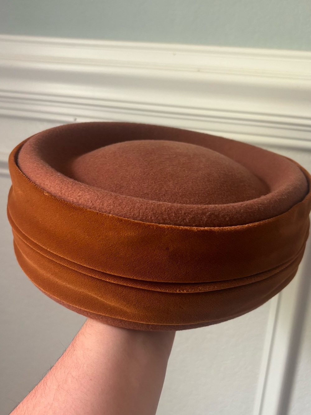 Vintage-Style Brown Felt Pillbox Hat